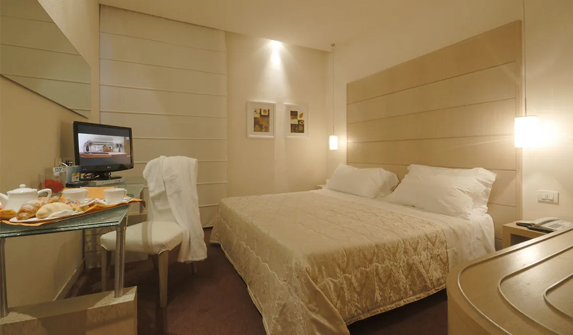 B&B Hotel Calenzano First
